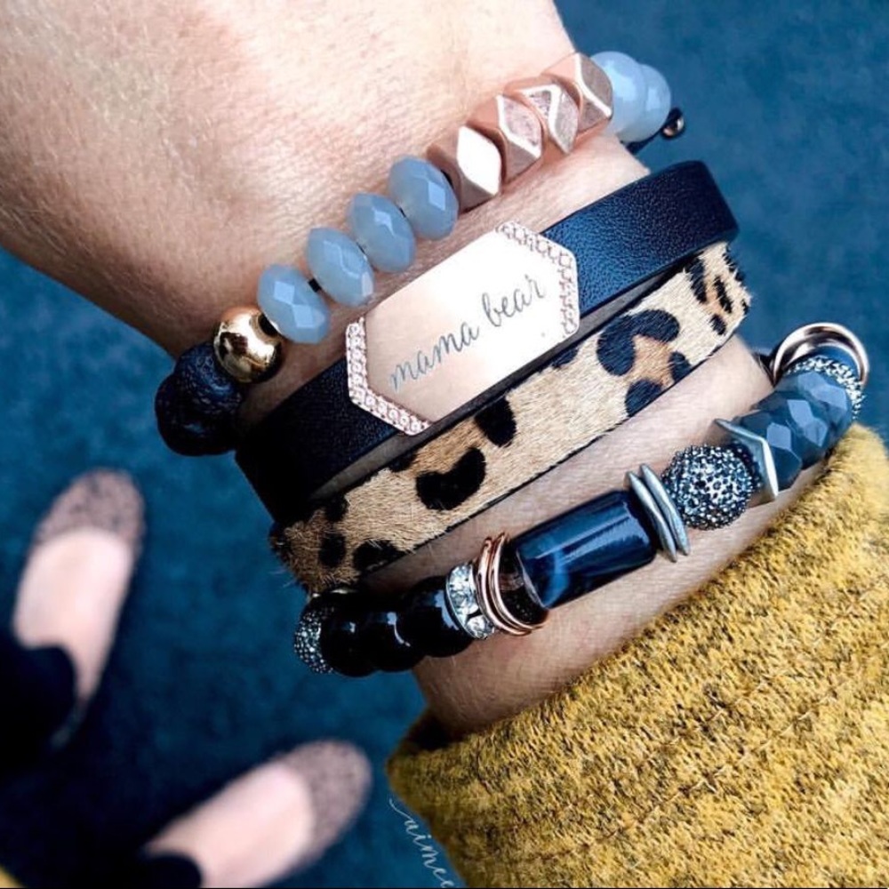 Leopard print voyager